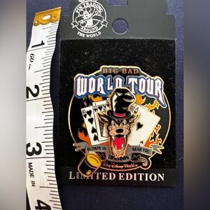 Disney Spotlight Pin - Games - Big Bad Wolf - LE 1000